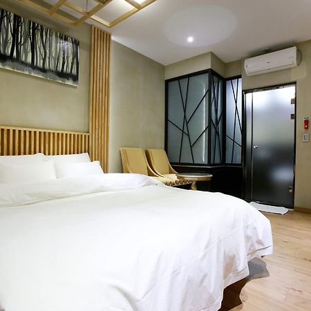 W Hotel Gwangmyeong Exterior photo