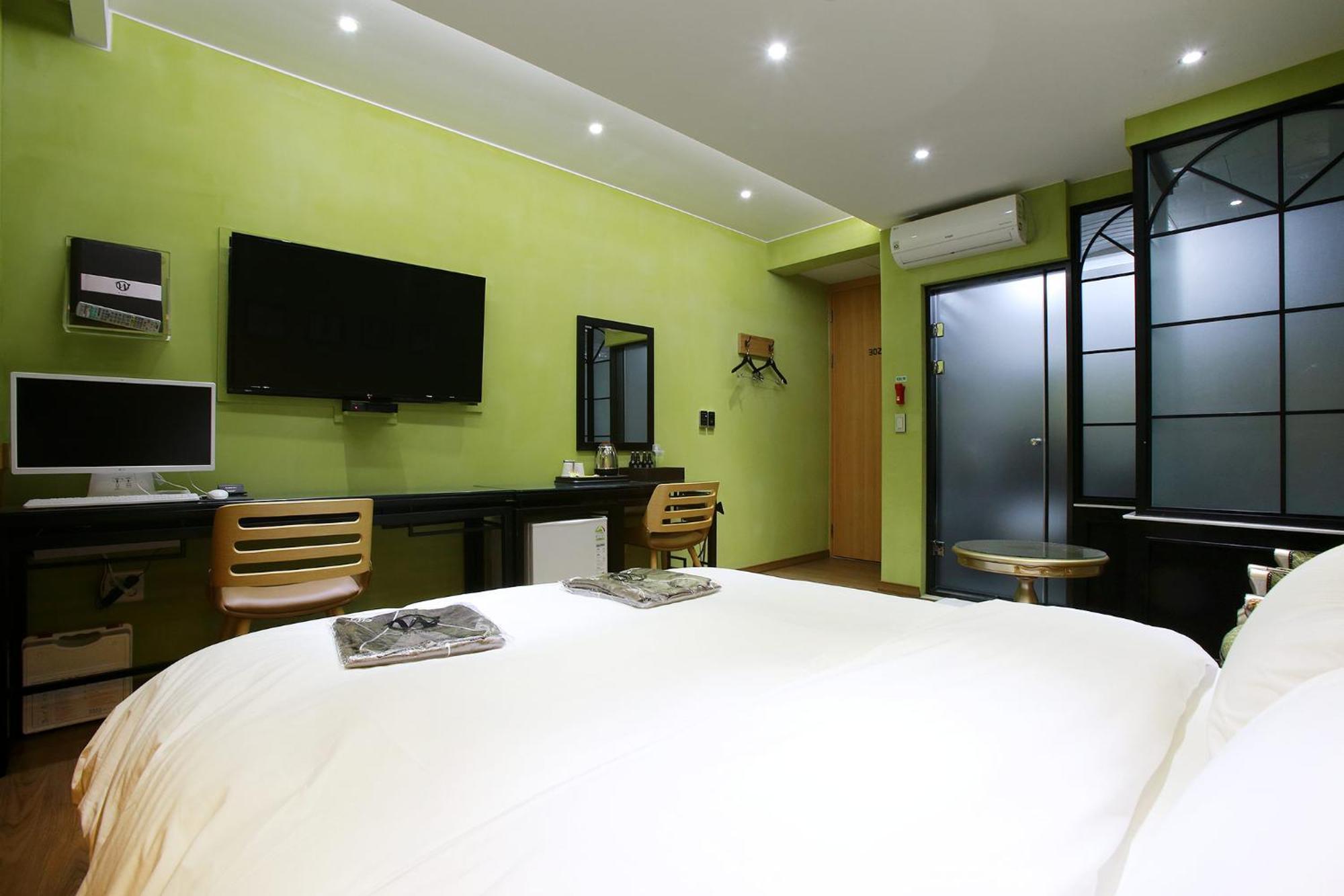 W Hotel Gwangmyeong Exterior photo